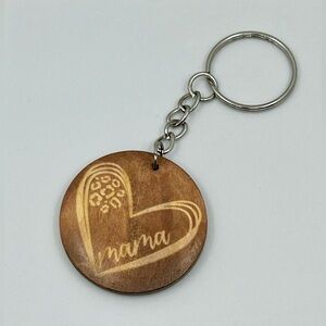 MAMA Wooden Keychain Cute Heart Car Keys Pendant, NEW